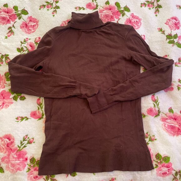 Simple Brown turtleneck long sleeve - Picture 15 of 15